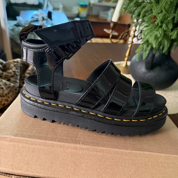 Dr. Martens Shoes - Dr Martens Blair Sandal
